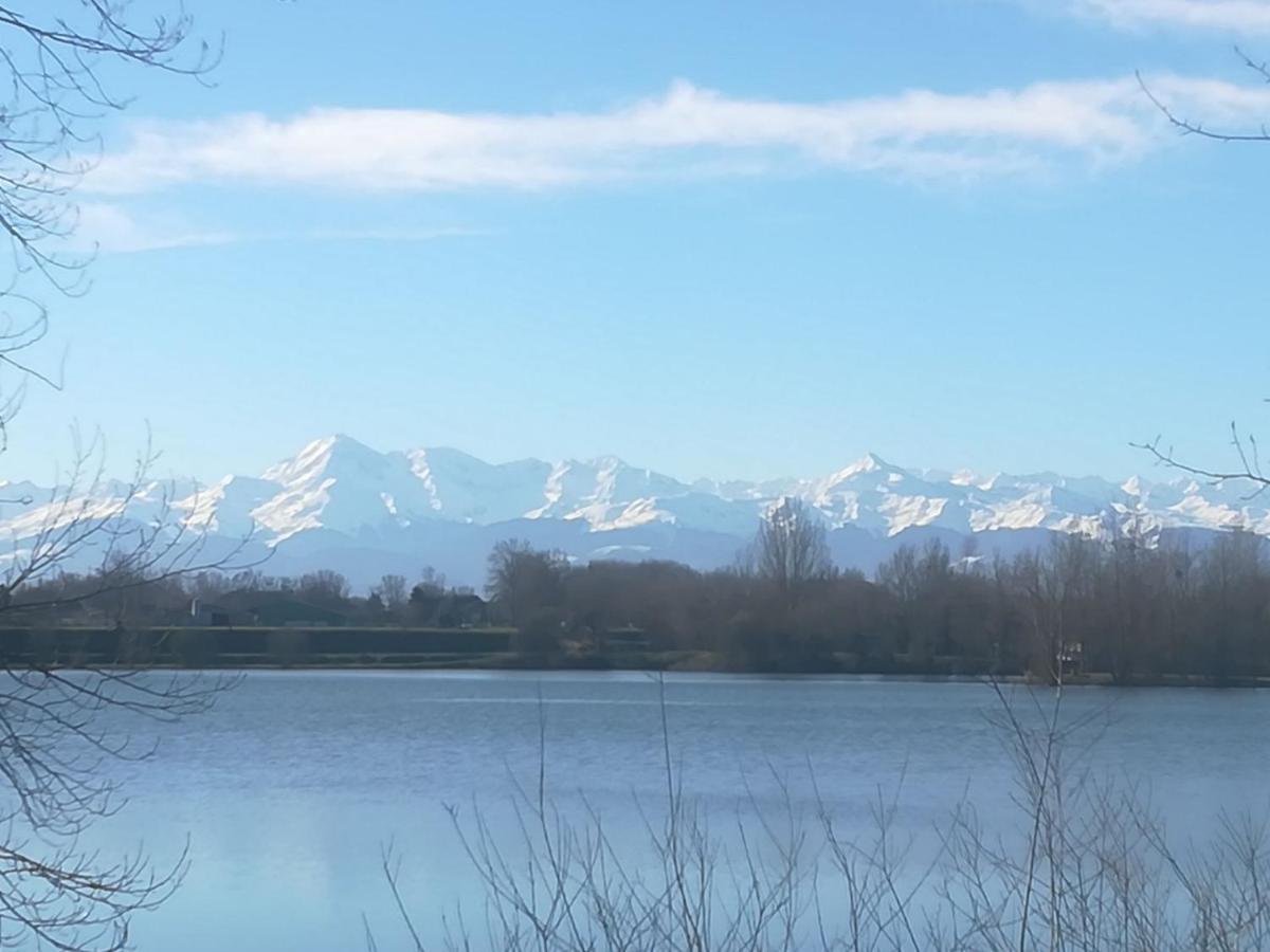 Du Cote De Chez Paule, Chambre Avec Entree Independante Et Salle D'Eau Privative Séméac Kültér fotó