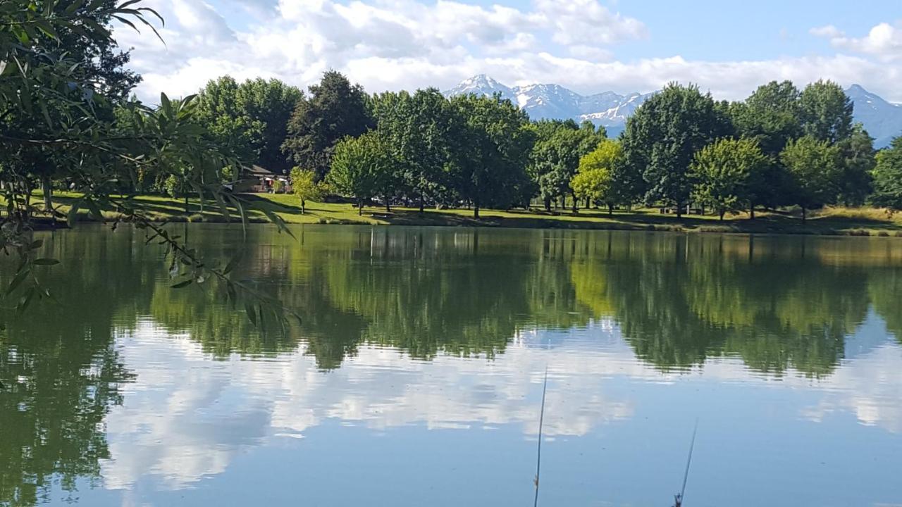 Du Cote De Chez Paule, Chambre Avec Entree Independante Et Salle D'Eau Privative Séméac Kültér fotó